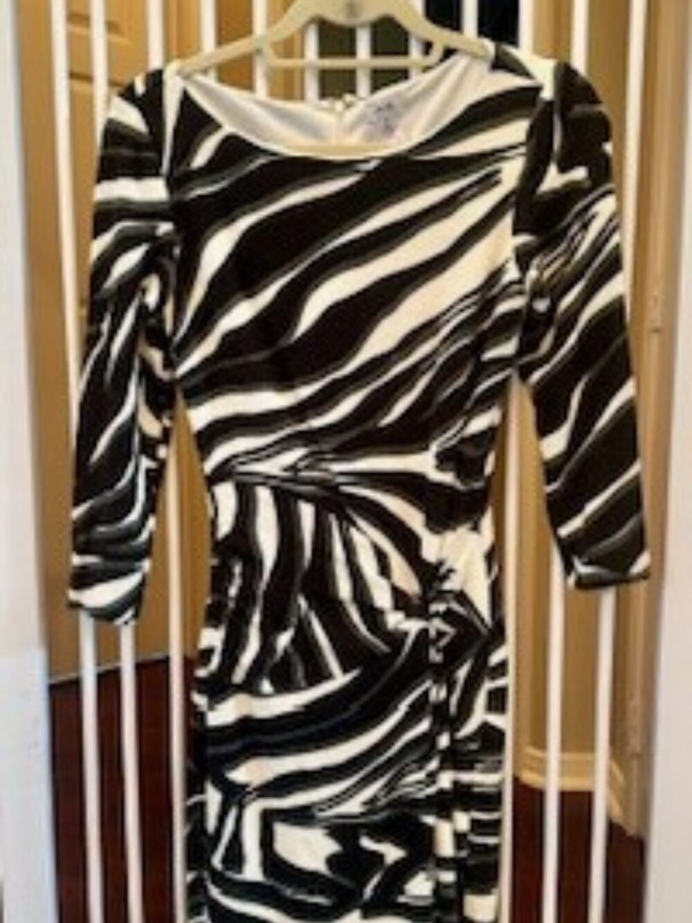 Cache  Dress Medium